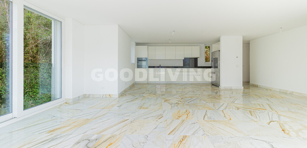 img-gallery