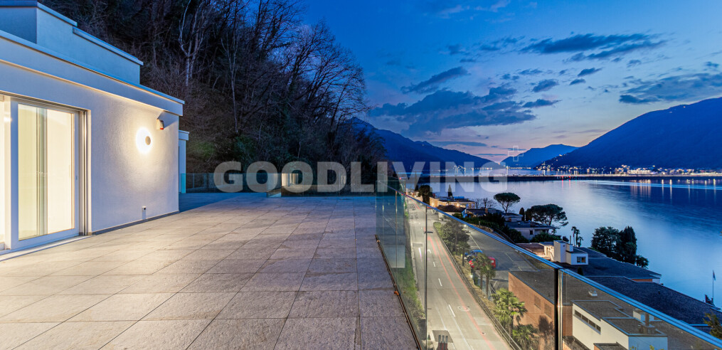 img-gallery