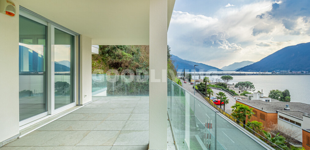 img-gallery