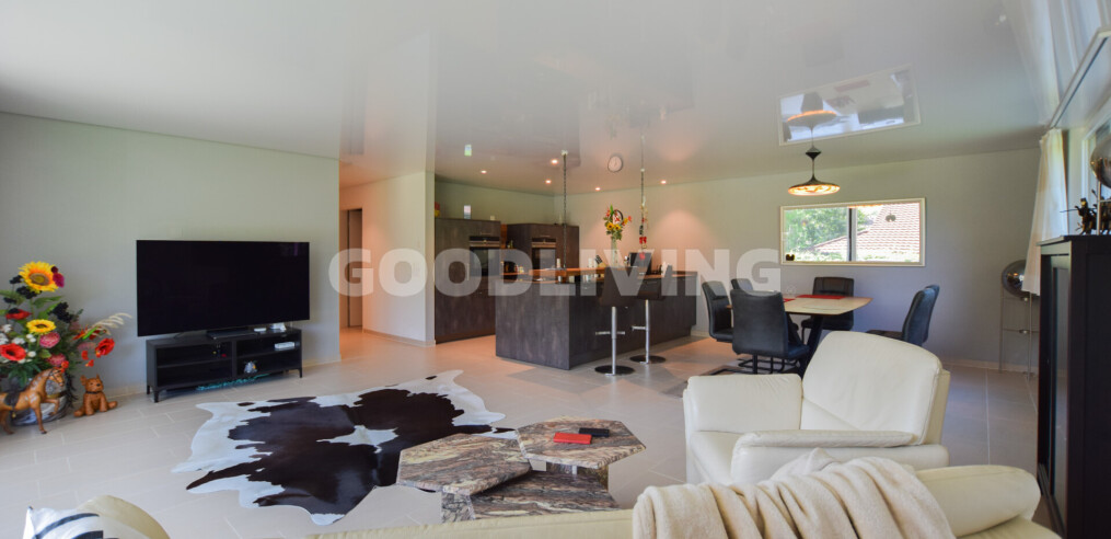 img-gallery