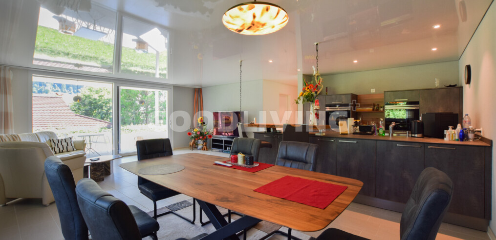 img-gallery