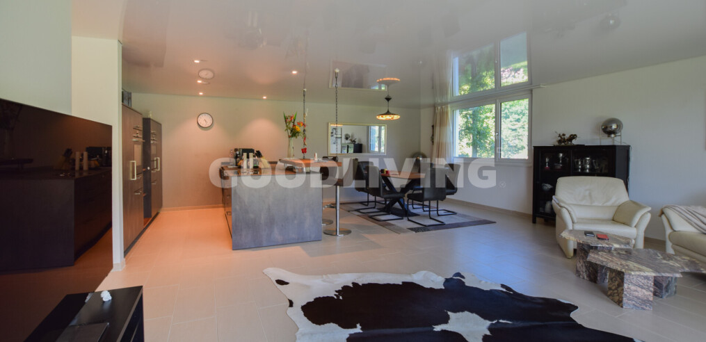 img-gallery