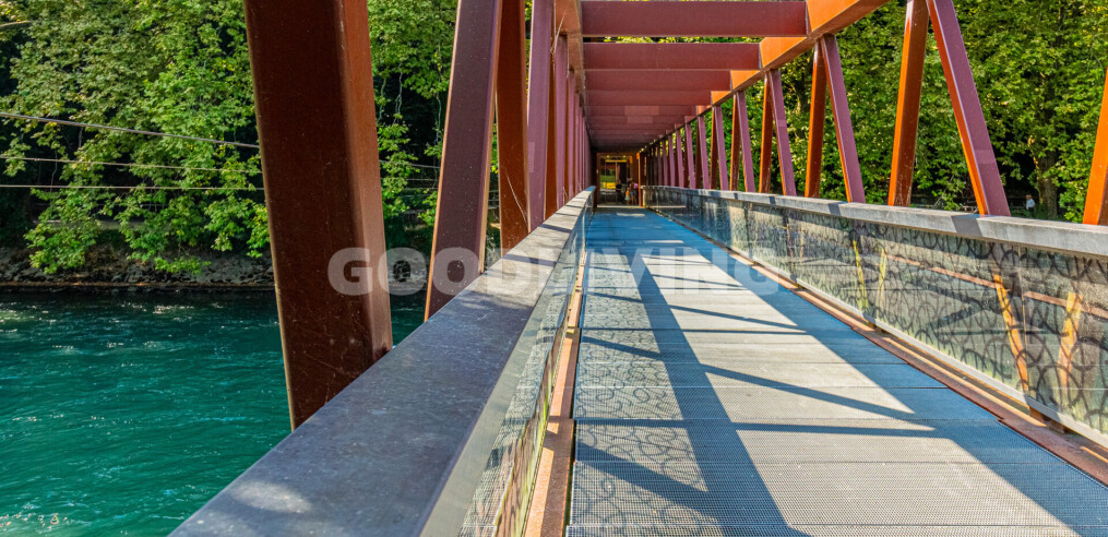 img-gallery