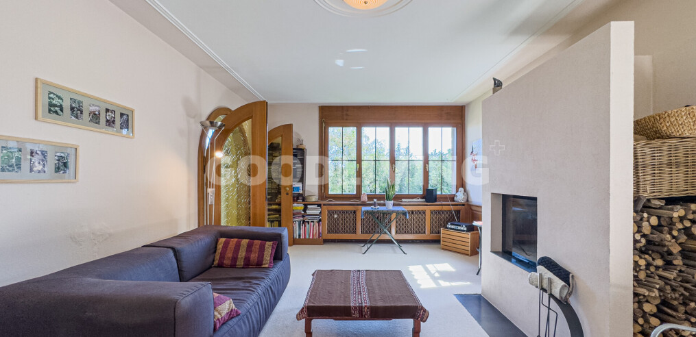 img-gallery