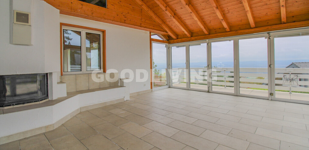 img-gallery